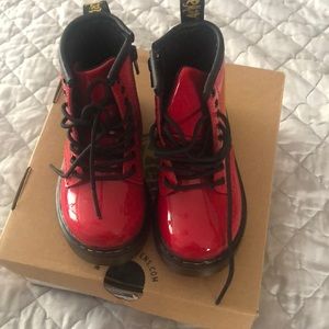 New Dr. Martens size 7